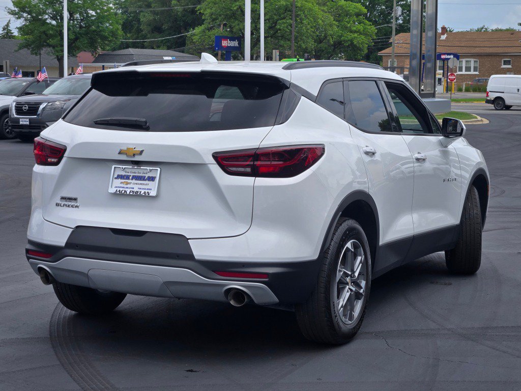 2024 Chevrolet Blazer 2LT - Photo 13
