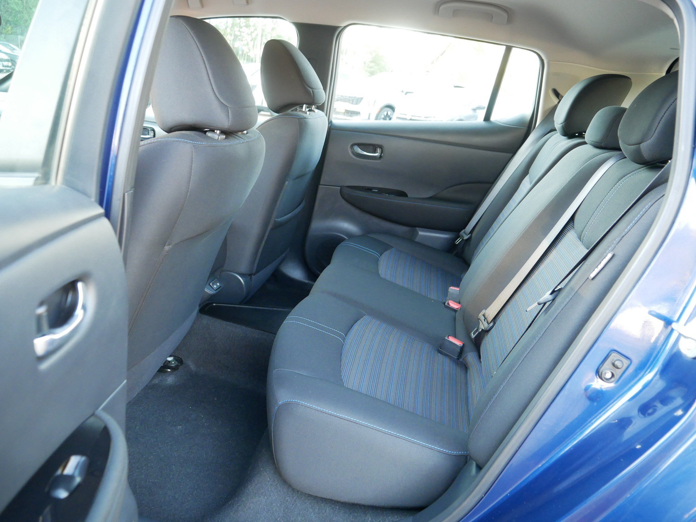 Used 2025 Deep Blue Pearl Nissan SV PLUS image 35