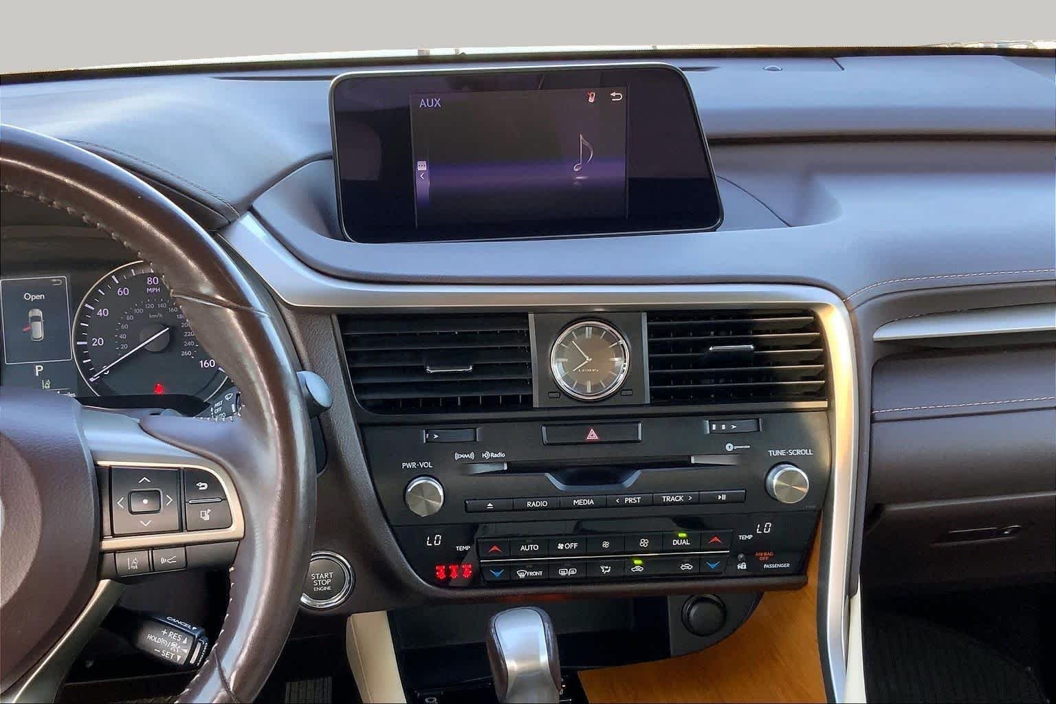 Used 2019 Obsidian Lexus  image 7