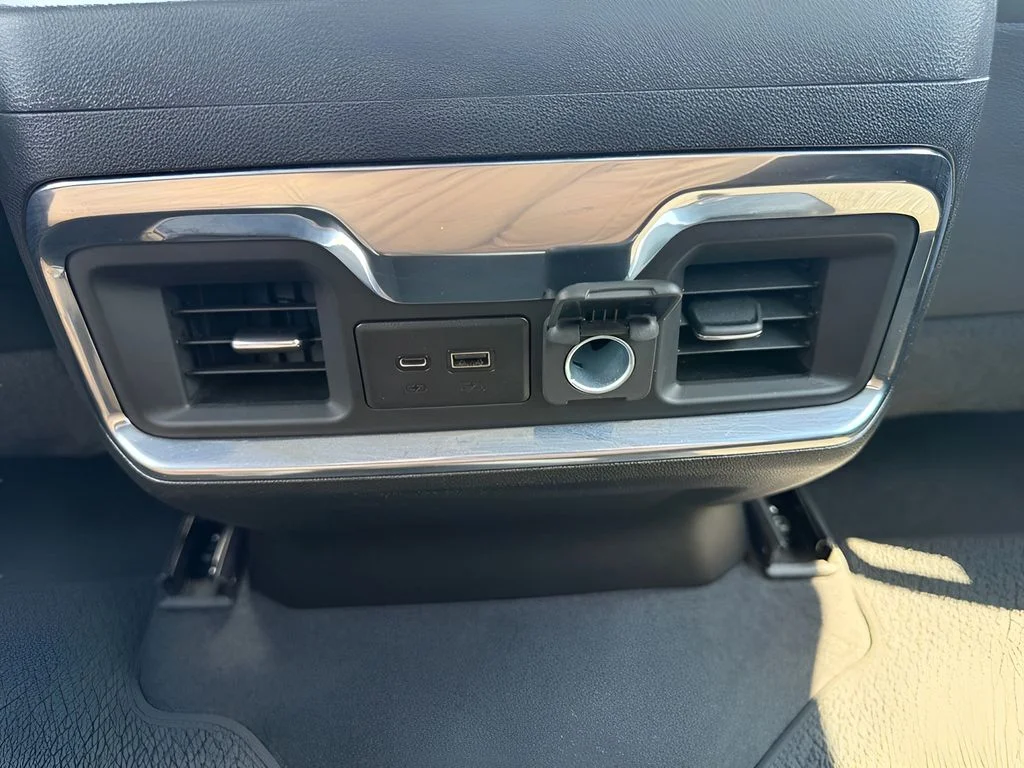 Used 2022 Black GMC Denali image 34