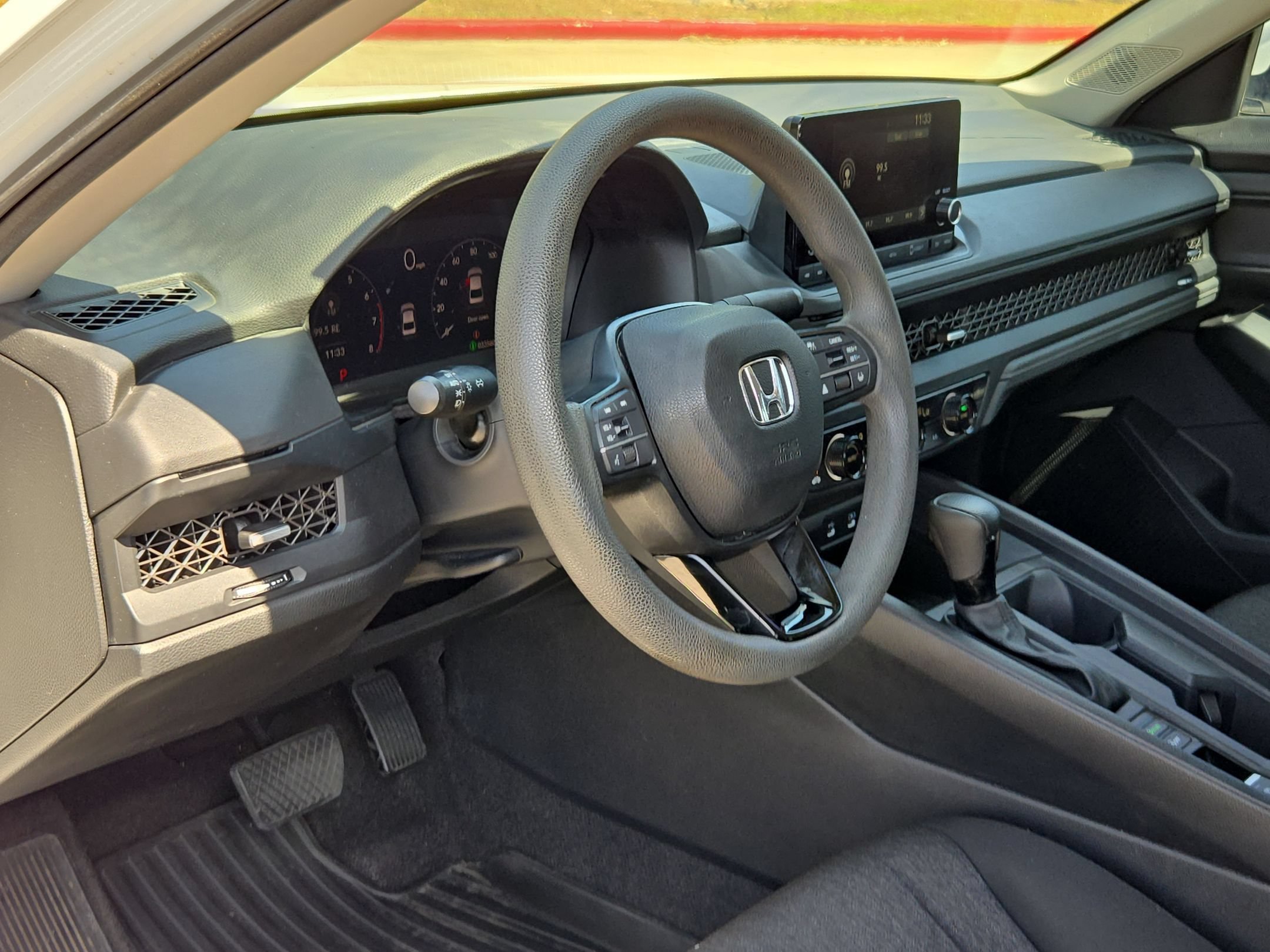 Used 2024 Platinum White Pearl Honda EX image 11
