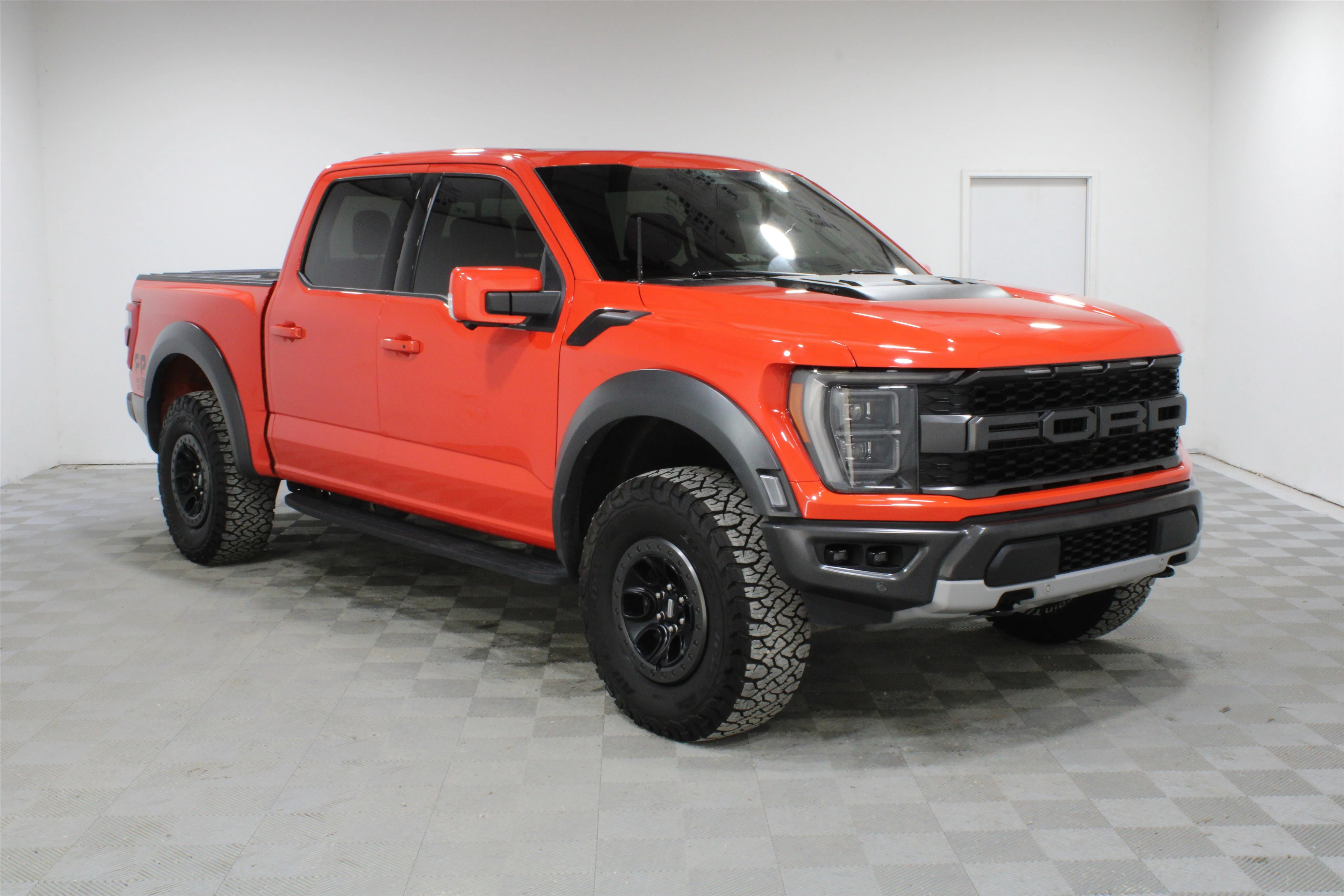 Used 2022 ORANGE Ford Raptor image 1