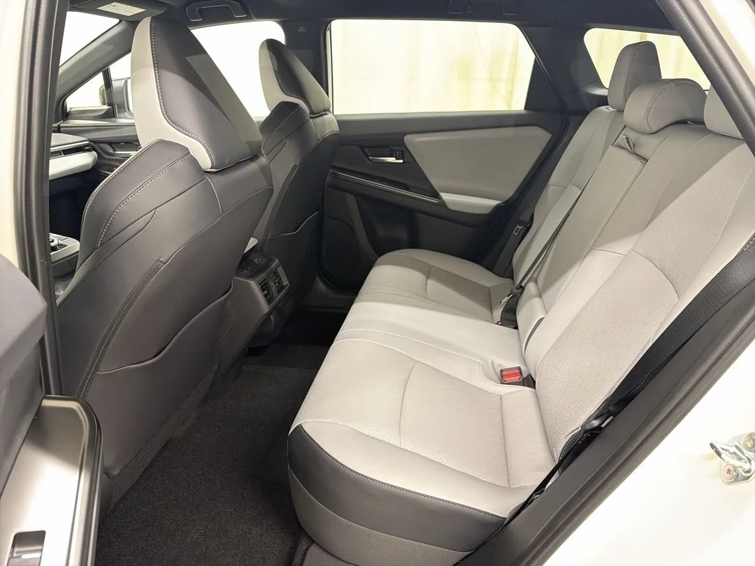 New 2027 Crystal White Pearl Subaru Limited image 19
