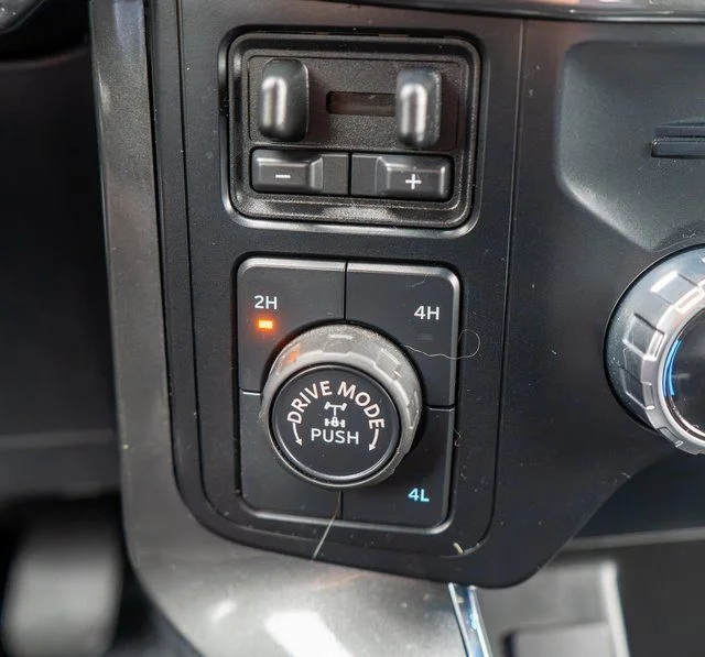 Used 2023 Gray Ford XLT image 26