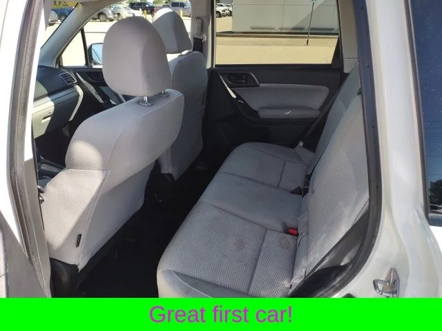 Certified Used 2018 Crystal White Pearl Subaru 2.5i Premium image 17