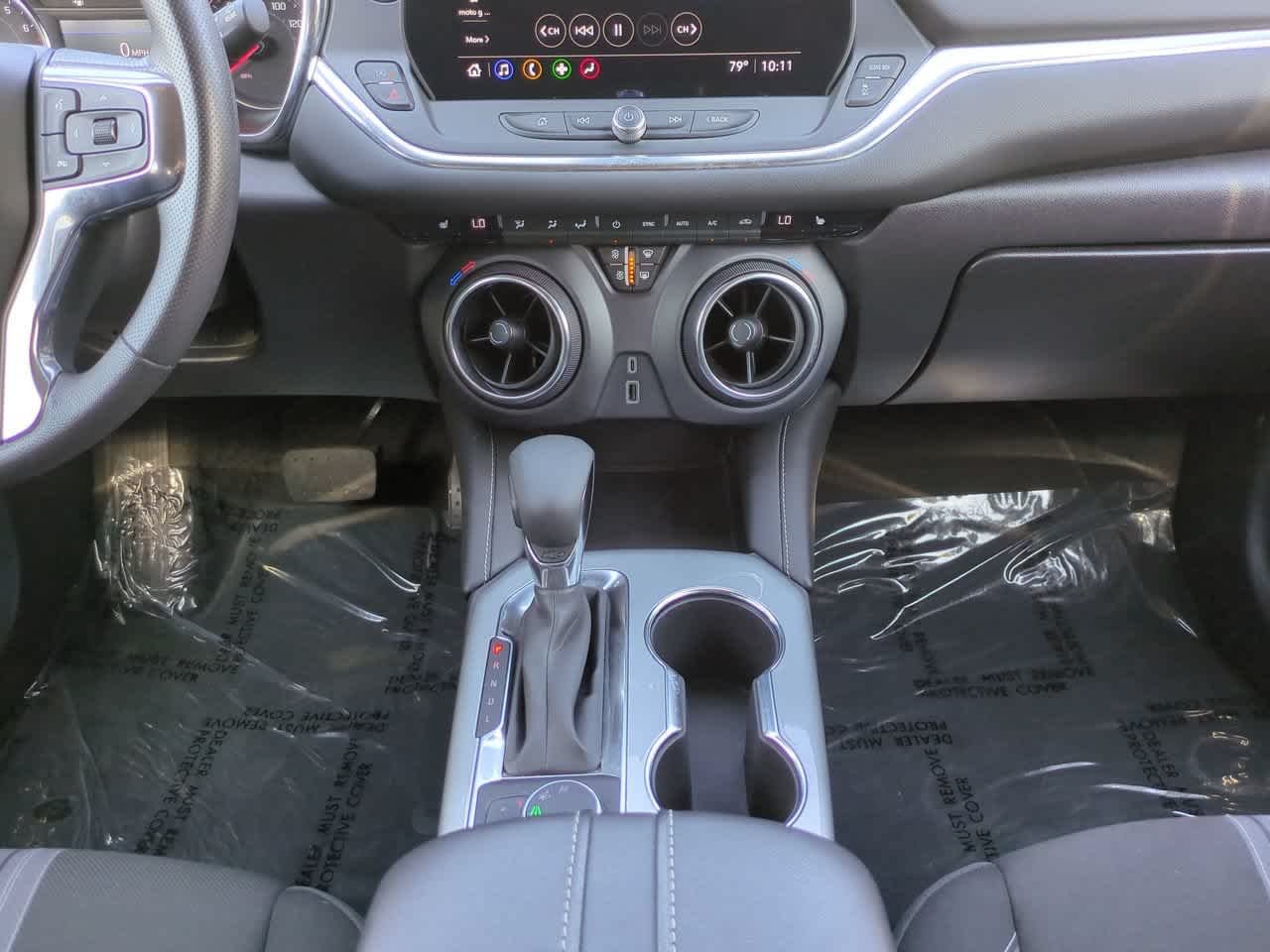 Used 2025 Sterling Gray Metallic Chevrolet LT image 18