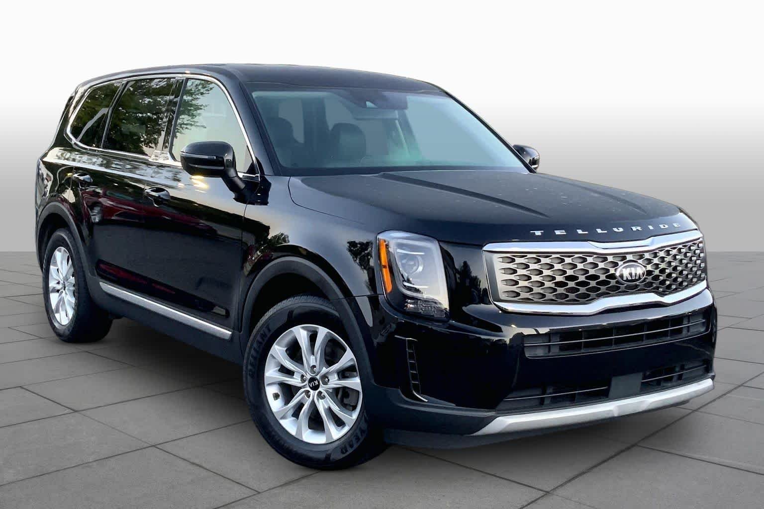 Used 2020 Ebony Black Kia LX image 3