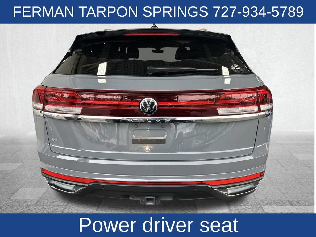 Used 2024 Gray Volkswagen 2.0T SE w/Technology image 7