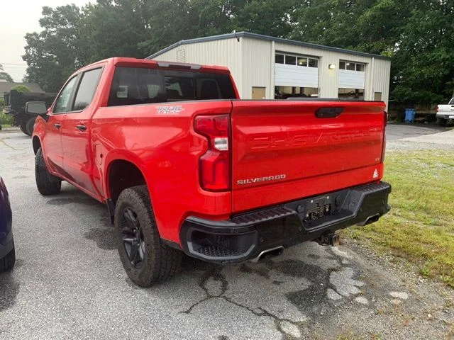 Used 2021 Red Chevrolet LT Trail Boss image 5