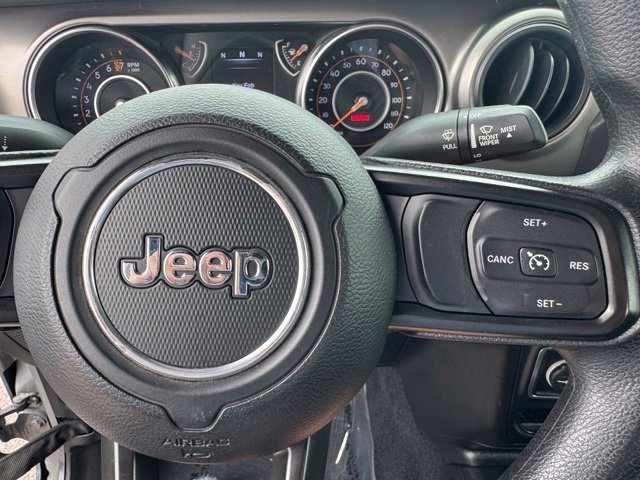 Used 2020 Gray Jeep Sport 4x4 image 28