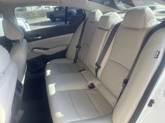 Used 2025 White Nissan 2.5 SL image 13