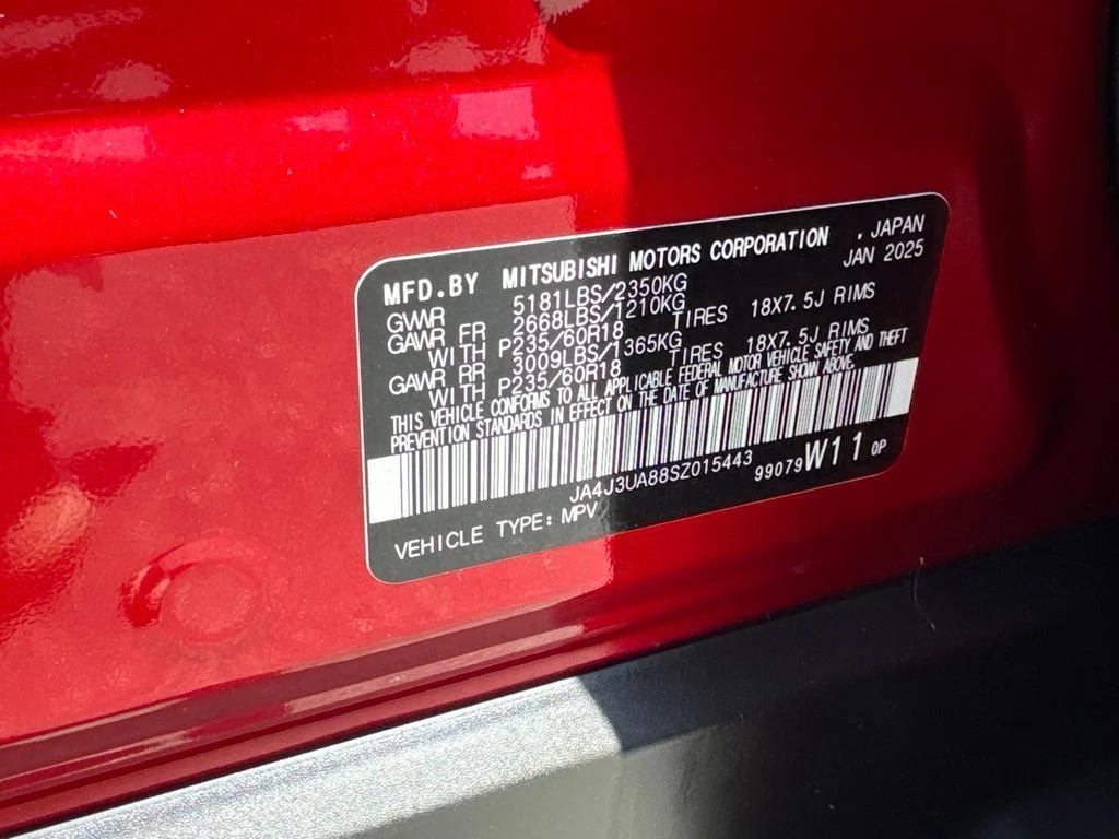 Used 2025 Red Mitsubishi ES image 29