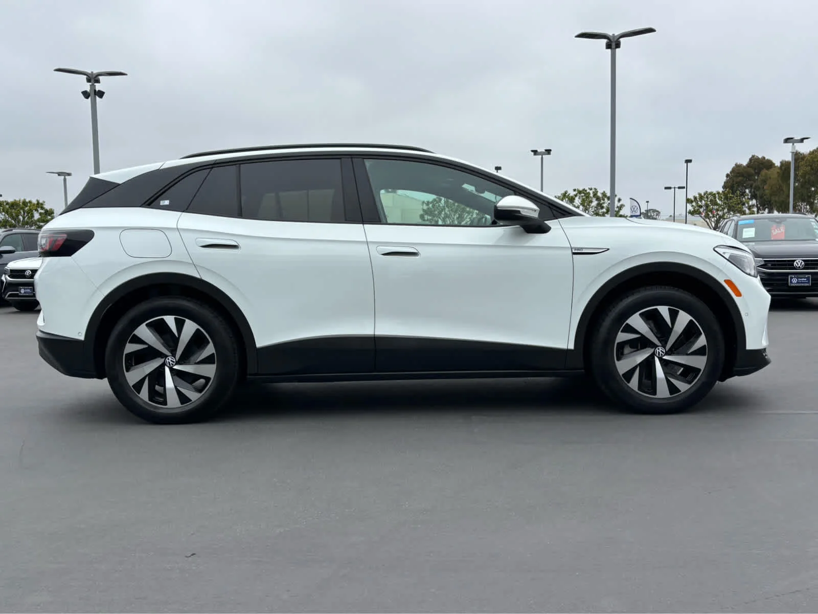 Certified 2023 Volkswagen ID.4 PRO with VIN 1V2CMPE82PC018130 for sale in Ventura, CA
