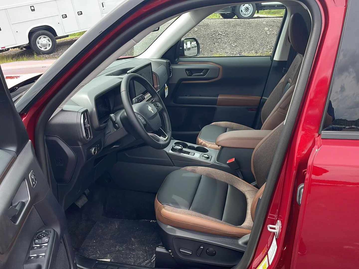 New 2026 Ruby Red Metallic Tinted Clearcoat Ford Outer Banks image 9
