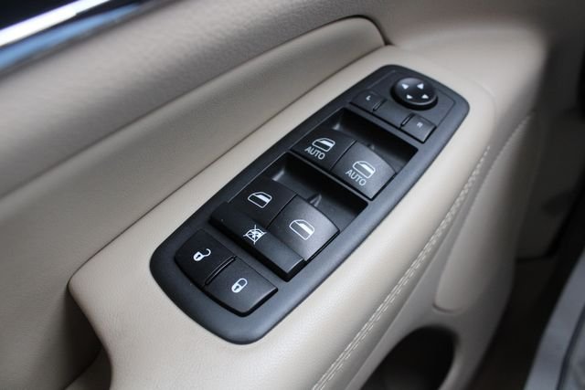 Certified Used 2020 Velvet Jeep Limited image 8