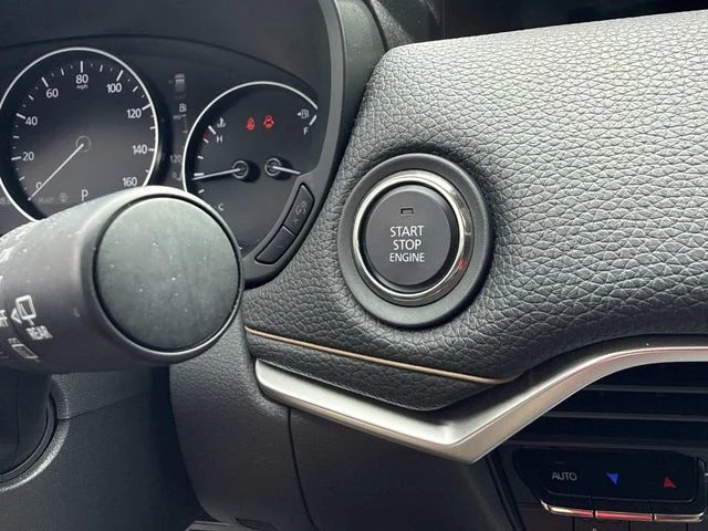 Used 2025 Black Mazda 3.3 Turbo Preferred image 36