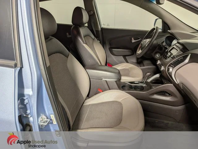 Used 2013 Blue Hyundai GLS image 33