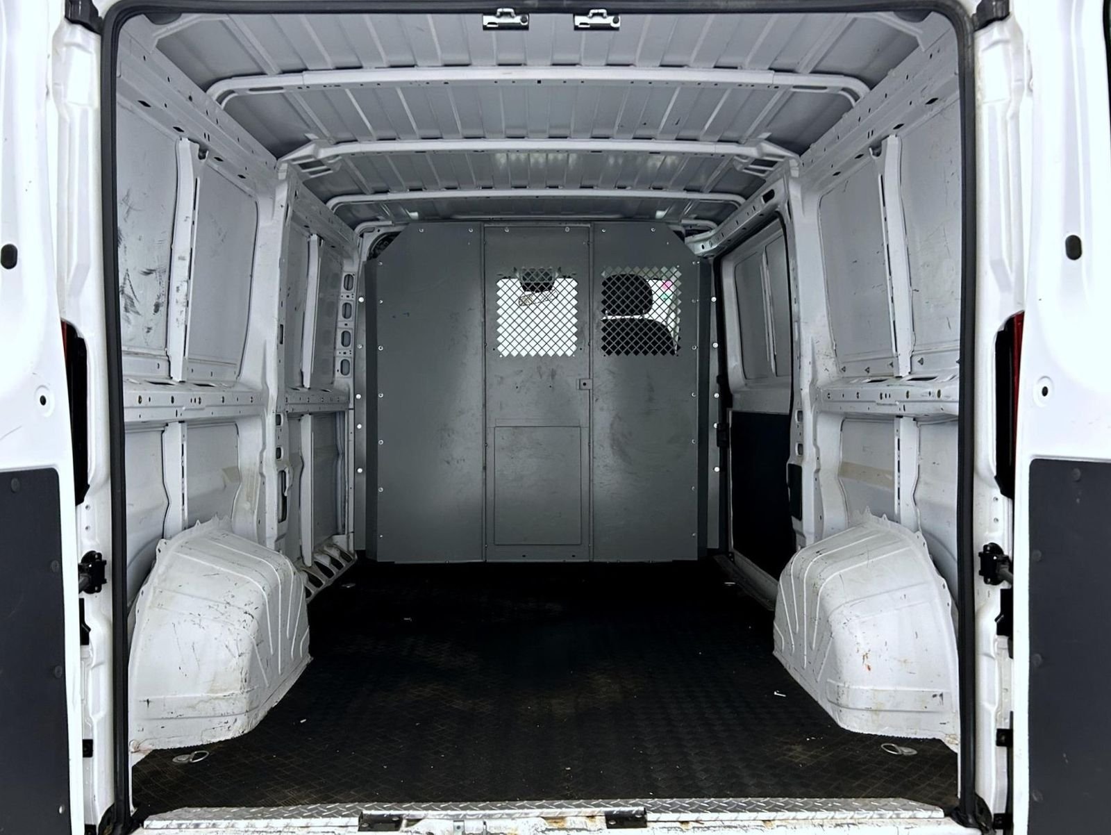 Used 2021 White Ram Low Roof image 18