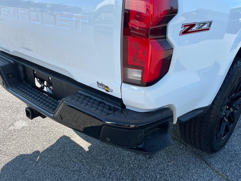 2025 Chevrolet Colorado Z71 - Photo 30