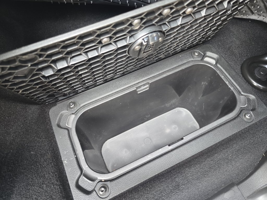 Used 2018 Grey Ram Tradesman image 33