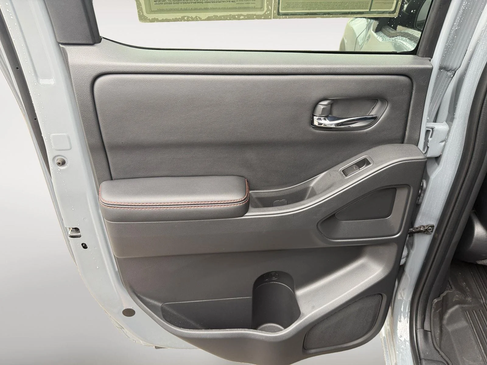 Used 2025 Boulder Gray Pearl Nissan PRO-4X image 20