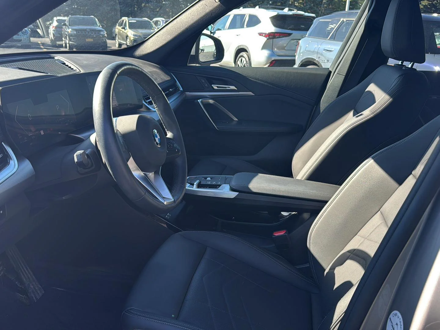 Used 2023 Space Silver Metallic BMW xDrive28i image 9