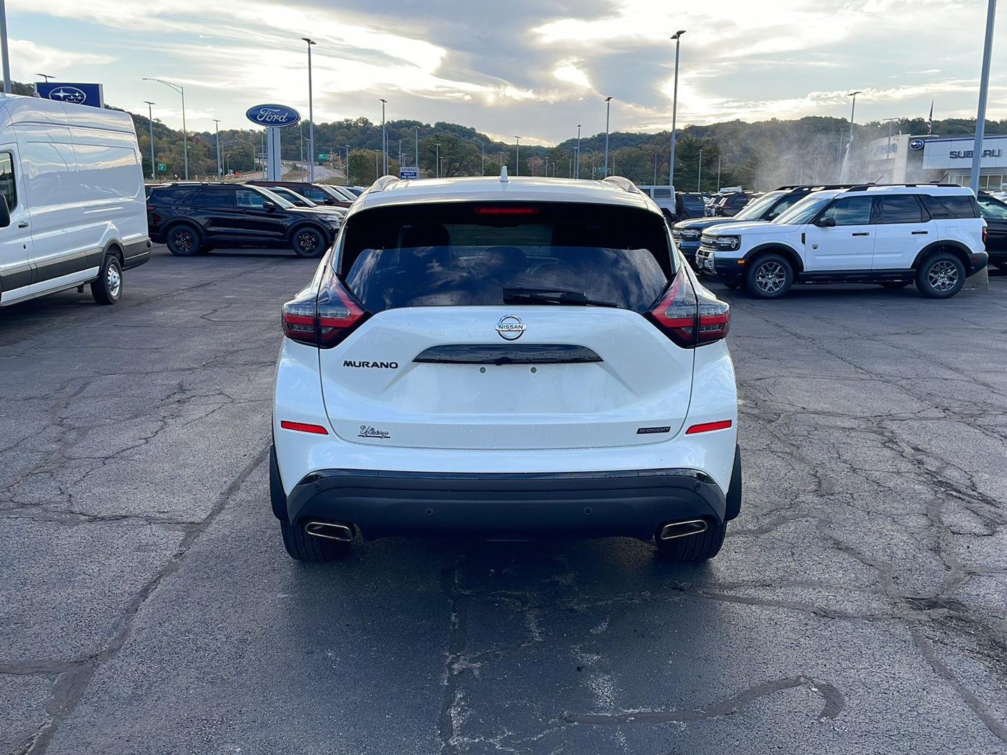 Used 2022 White Nissan SV image 4