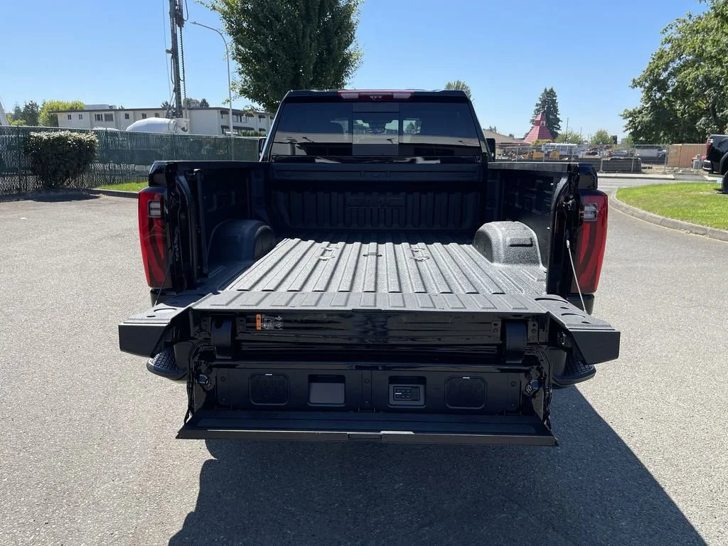 2025 GMC Sierra 3500HD Denali Ultimate - Photo 27