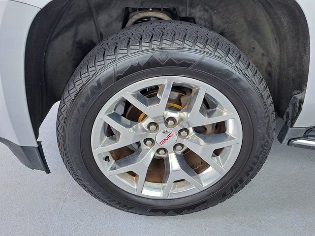 Used 2017 Silver GMC SLT image 30