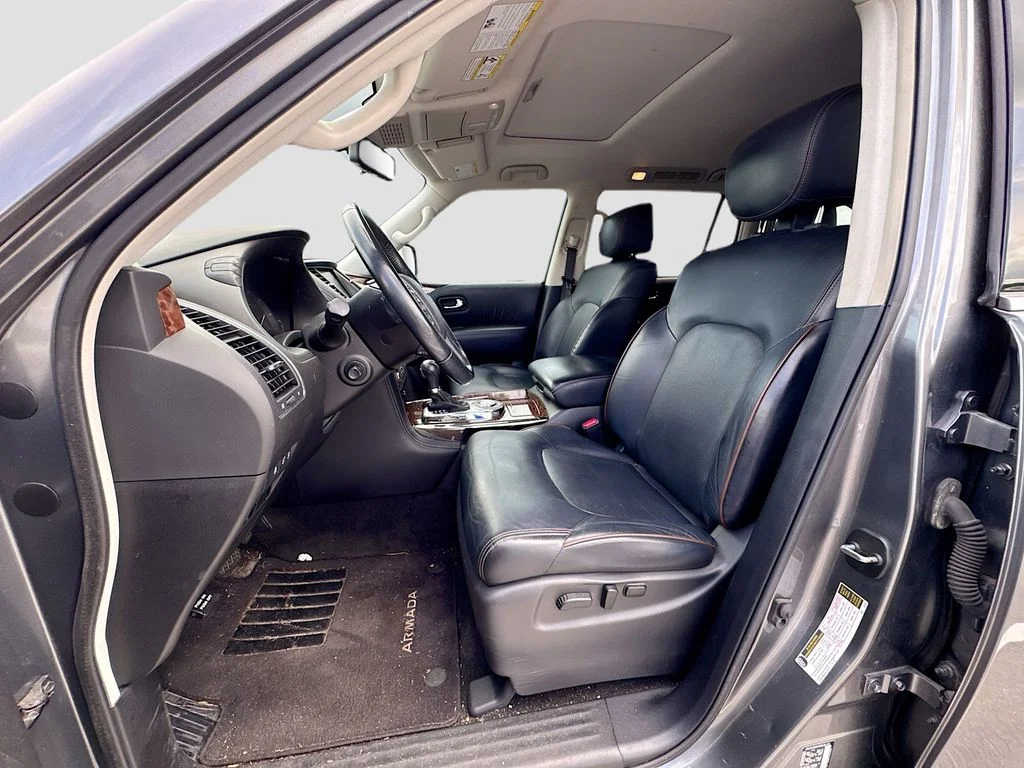 Certified Used 2020 Gray Nissan Platinum image 4