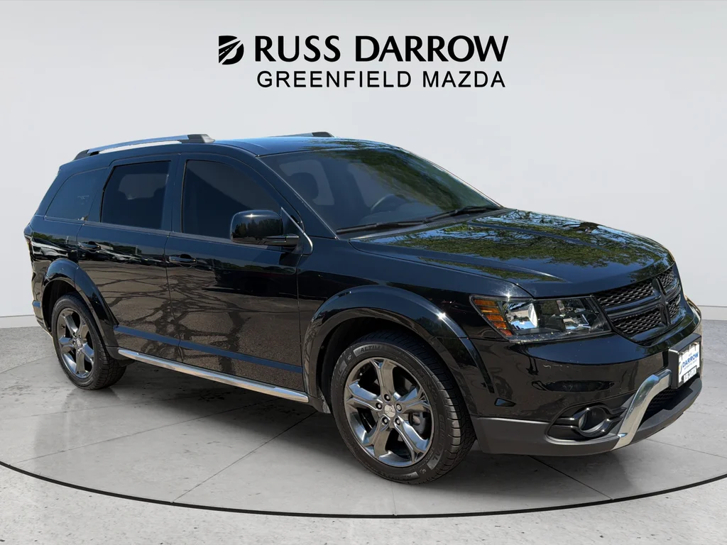 Used 2015 Black Dodge Crossroad image 7