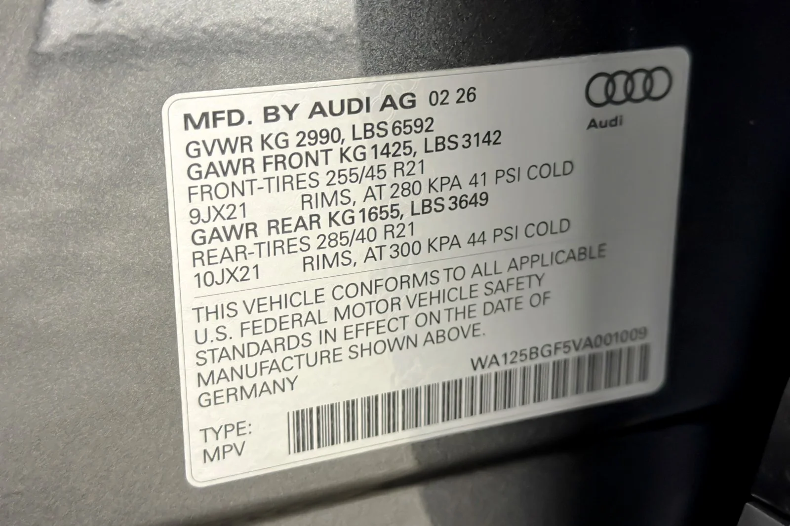 New 2027 Daytona Gray Pearl Effect Audi Premium Plus quattro image 27