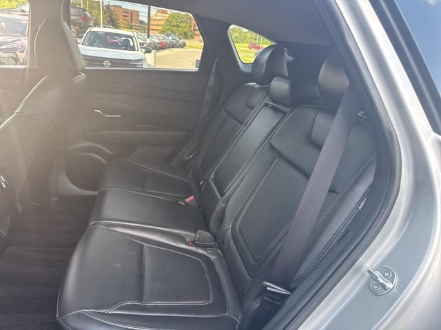 Used 2025 Silver Hyundai SEL Convenience image 14