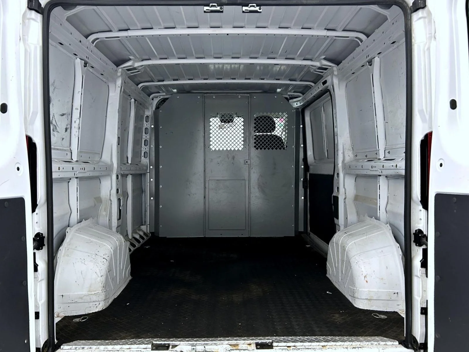 Used 2021 White Ram Low Roof image 18