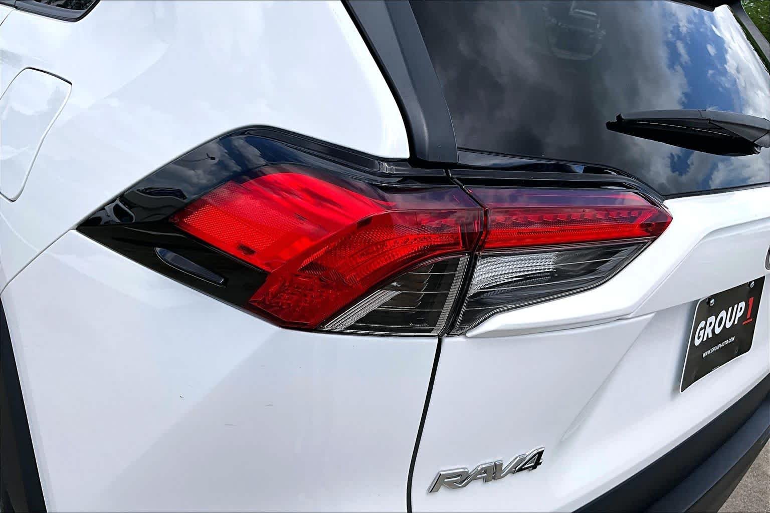 Used 2024 Ice Cap Toyota XLE image 27