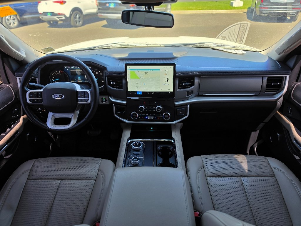 Used 2022 White Metallic Ford XLT image 2