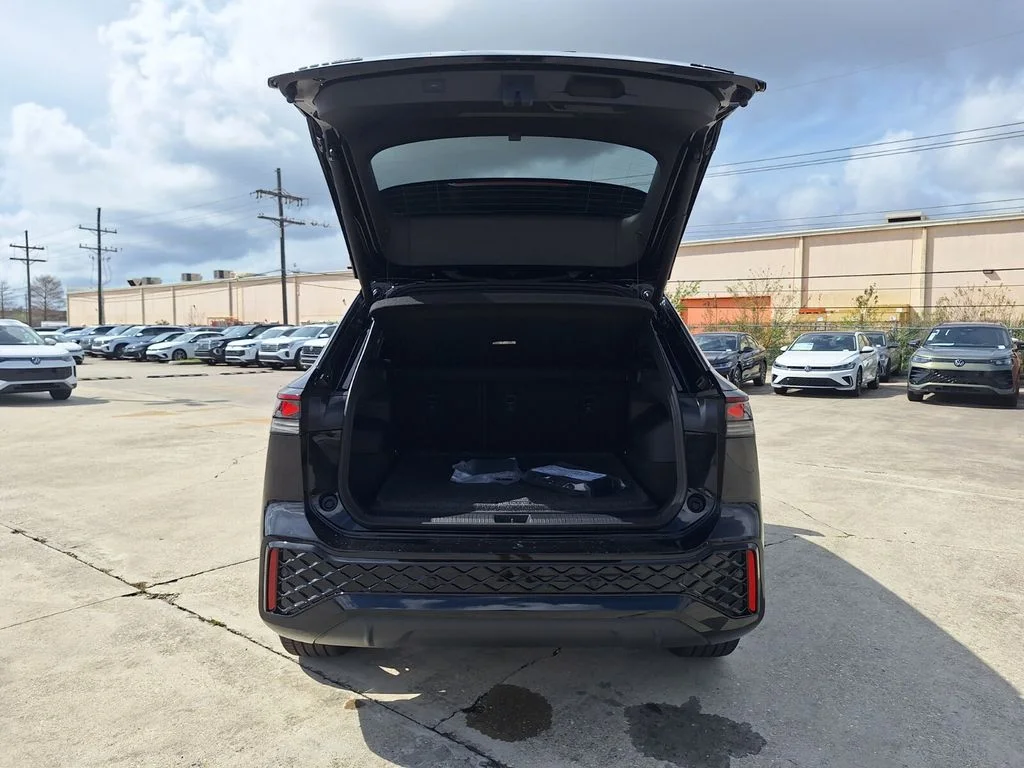 New 2026 Black Volkswagen 2.0T SEL R-Line Turbo image 26