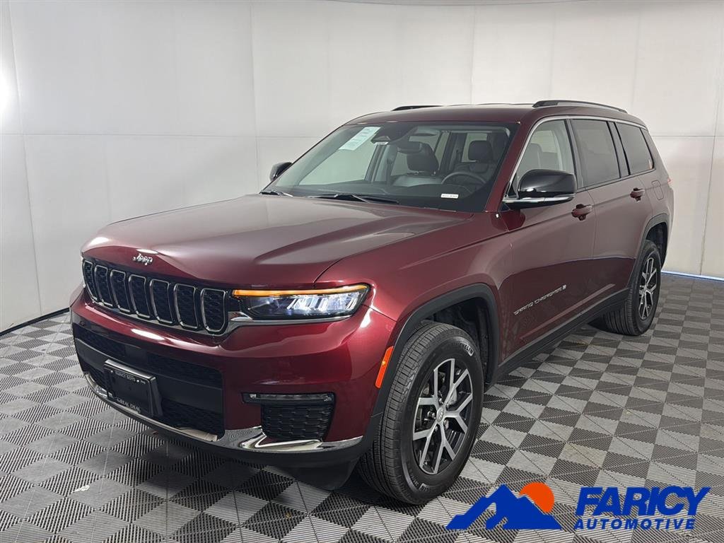 Used 2023 Velvet Red Pearlcoat Jeep Limited image 1