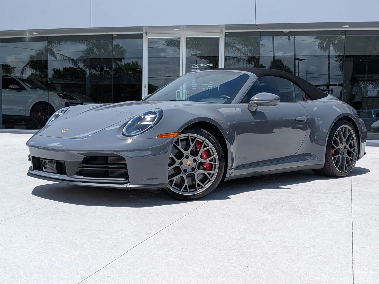 2025 Porsche 911 Carrera S Cabriolet's photo