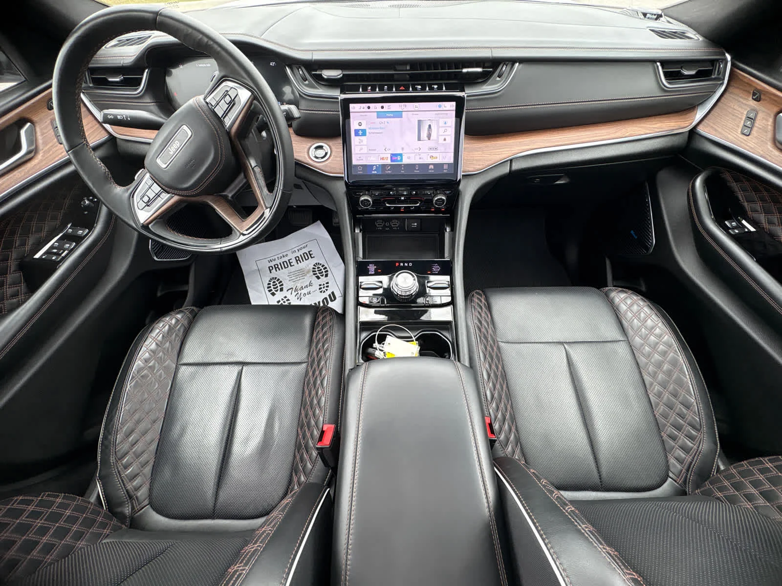 Used 2024 Bright White Clearcoat Jeep Summit image 16
