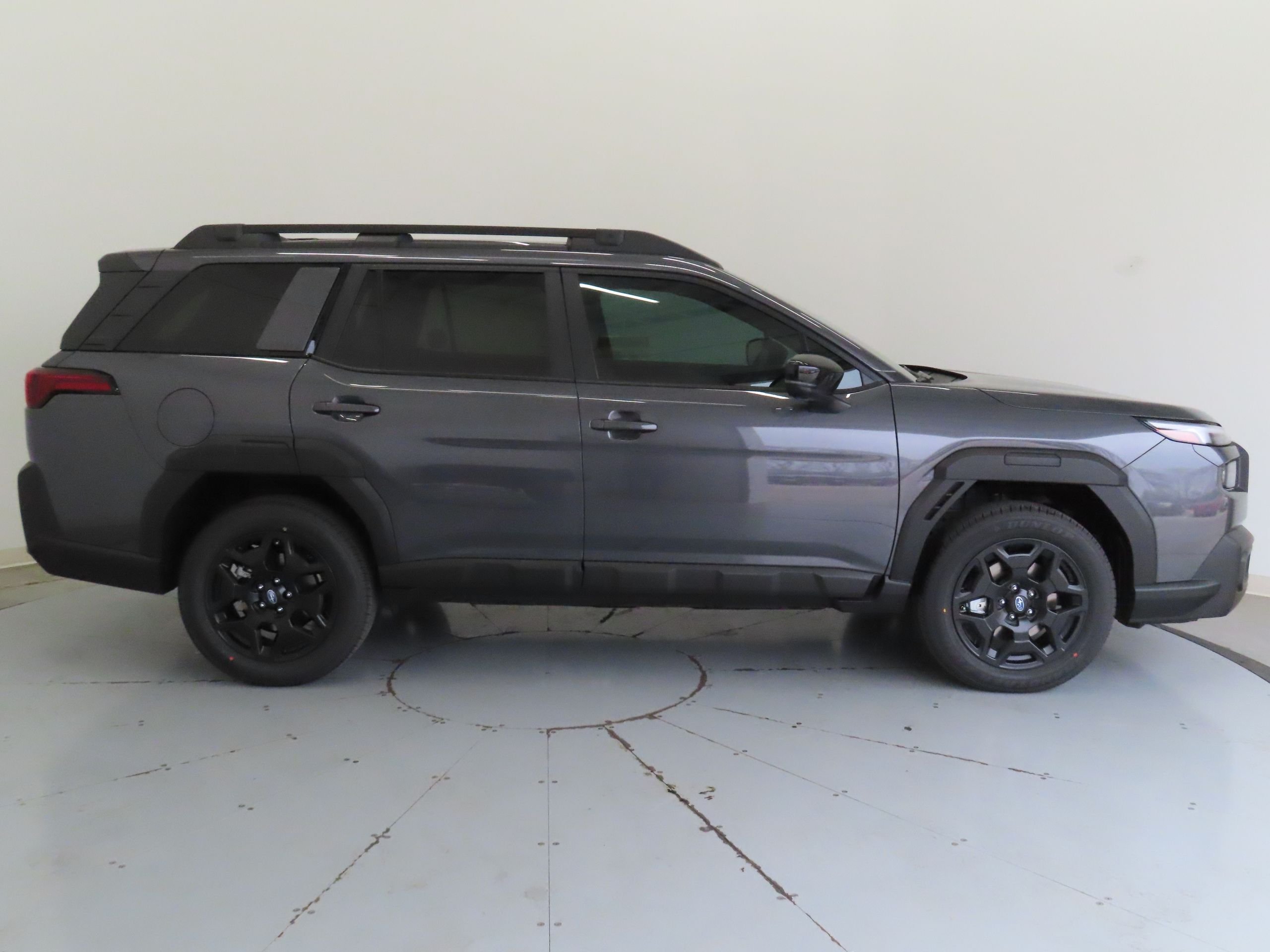 New 2026 MAGNETITE GRAY METALLIC Subaru Limited image 2