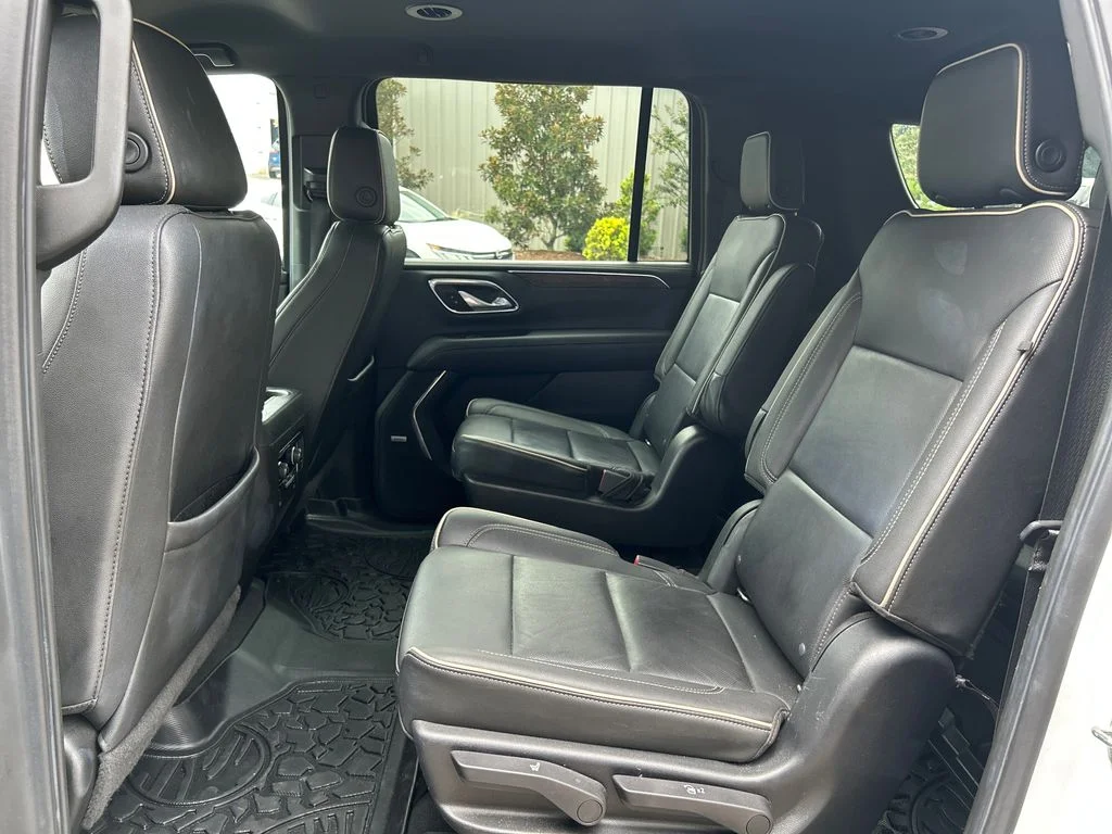 Used 2022 White Chevrolet Premier image 13