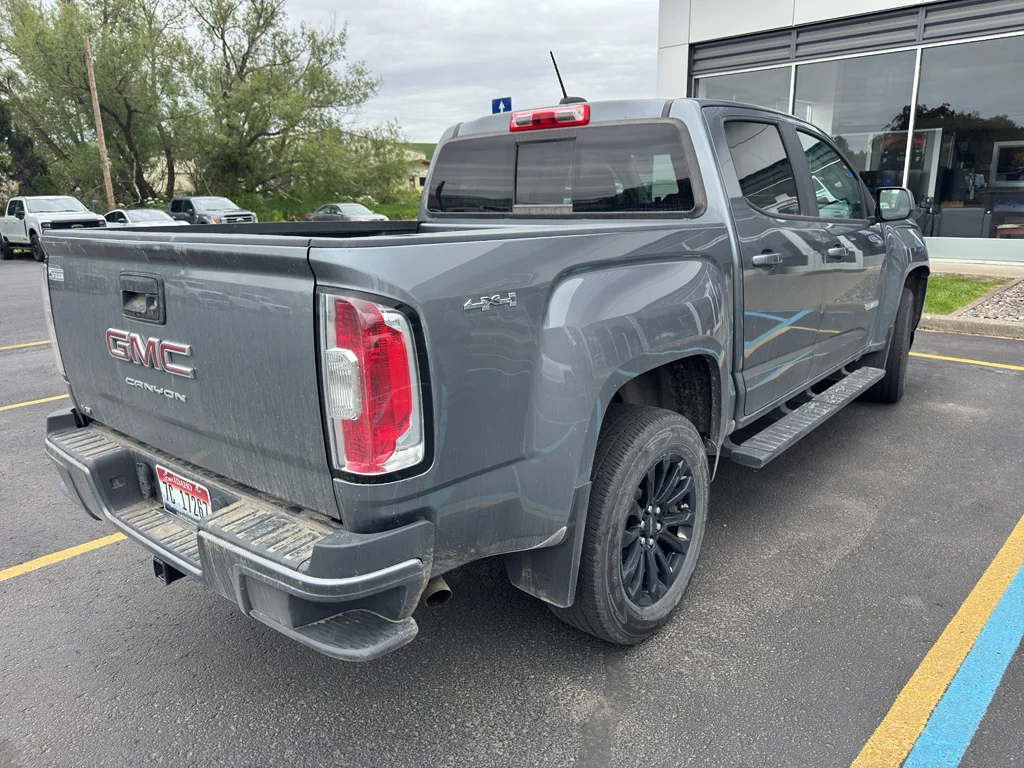 Used 2022 Satin Steel Metallic GMC 4WD Elevation image 5