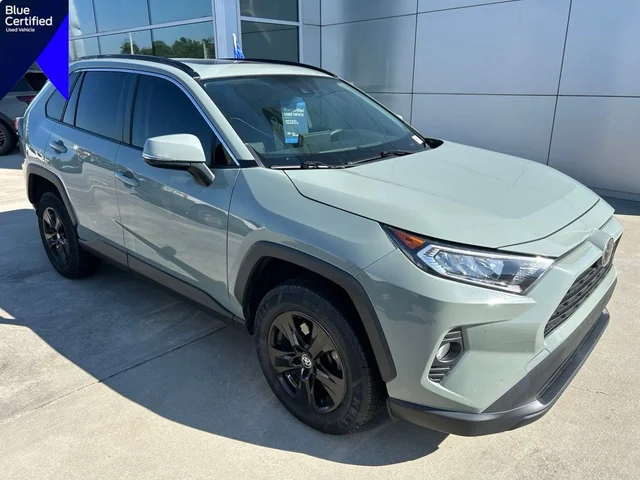 2021 Toyota RAV4 XLE