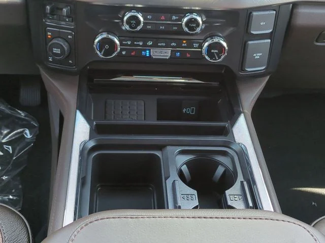 New 2026 Agate Black Metallic Ford F-250® King Ranch® image 19