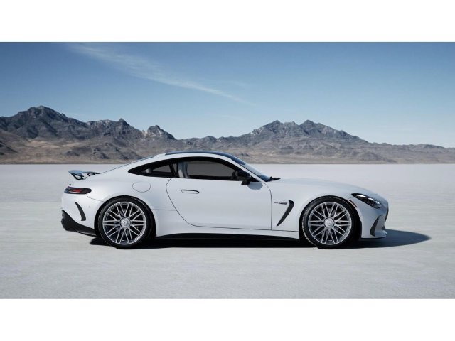 New 2027 MANUFAKTUR Moonlight White Metallic Mercedes-Benz AMG® GT 55 Coupe image 2
