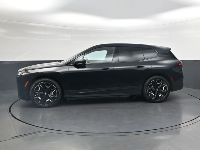 Used 2024 Black BMW xDrive50 image 9