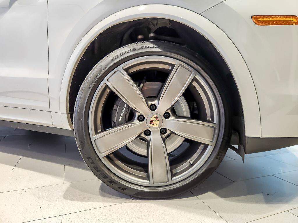 2023 Porsche Cayenne Coupe Platinum Edition - Photo 6