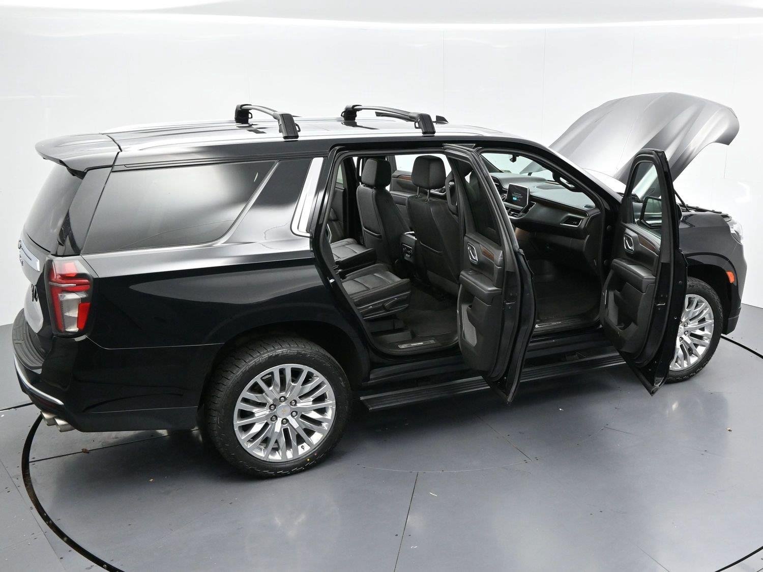 Used 2023 Black Chevrolet High Country image 44