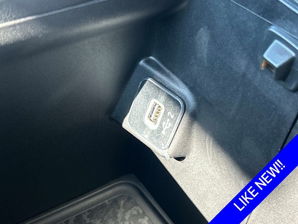Used 2025 Red Jeep Sport S image 29